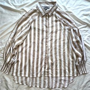 NWOT Spoon Jeans Tan/Ivory Flowy Blouse